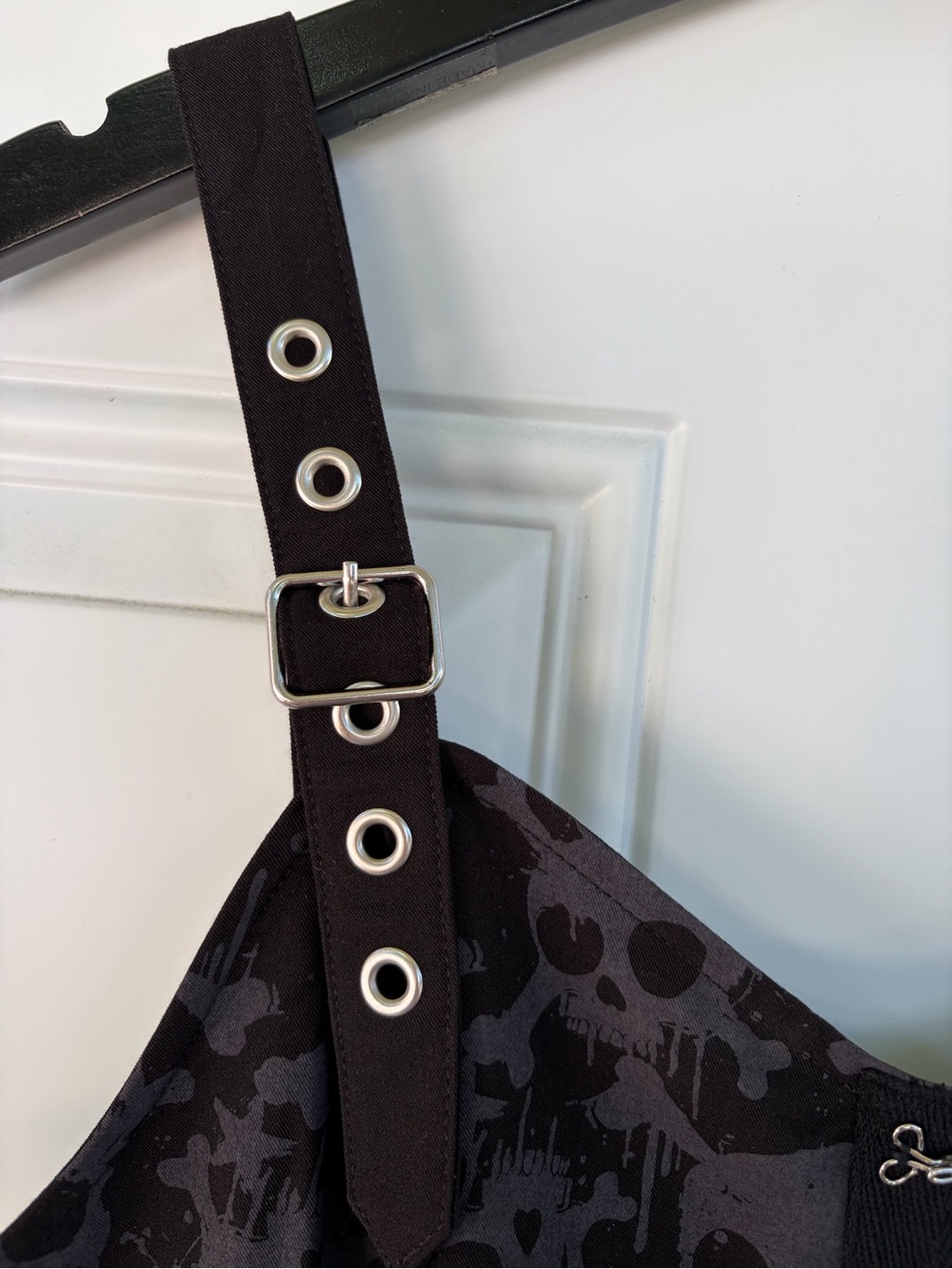 Hot Topic Black & Grey Skull Grommet Strap Mini Dress - Picture 7 of 9